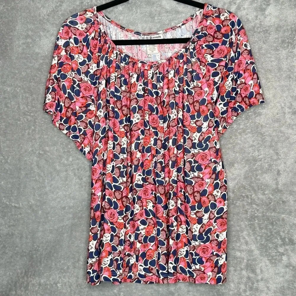 CD Daniels 2X Shirt Top Pink Floral Short Sleeve Scoop Neck Stretch Casual